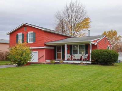 18 Wickwine Ln, Henrietta, NY, 14467