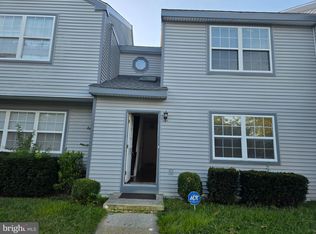 22 Oyster Bay Rd APT D, Absecon, NJ 08201