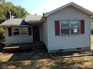 121 Vernon St, Greer, SC 29650