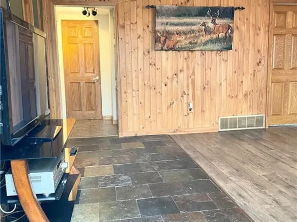 22718 W Toledo St, Curtice, OH 43412