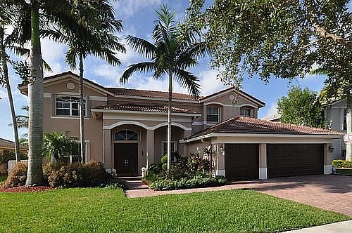 1st image of 1031 Elderberry Dr
