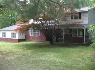 7 Ashley Dr, Ballston Lake, NY 12019