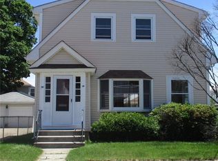 38 Hatfield St, Pawtucket, RI 02861