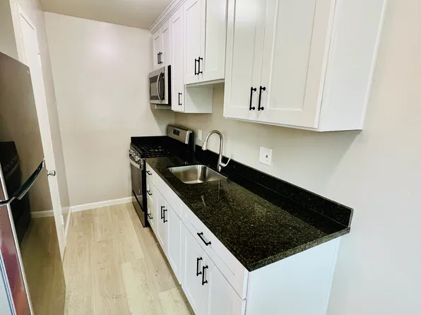 156 W Lupton St, Manteca, CA 95337