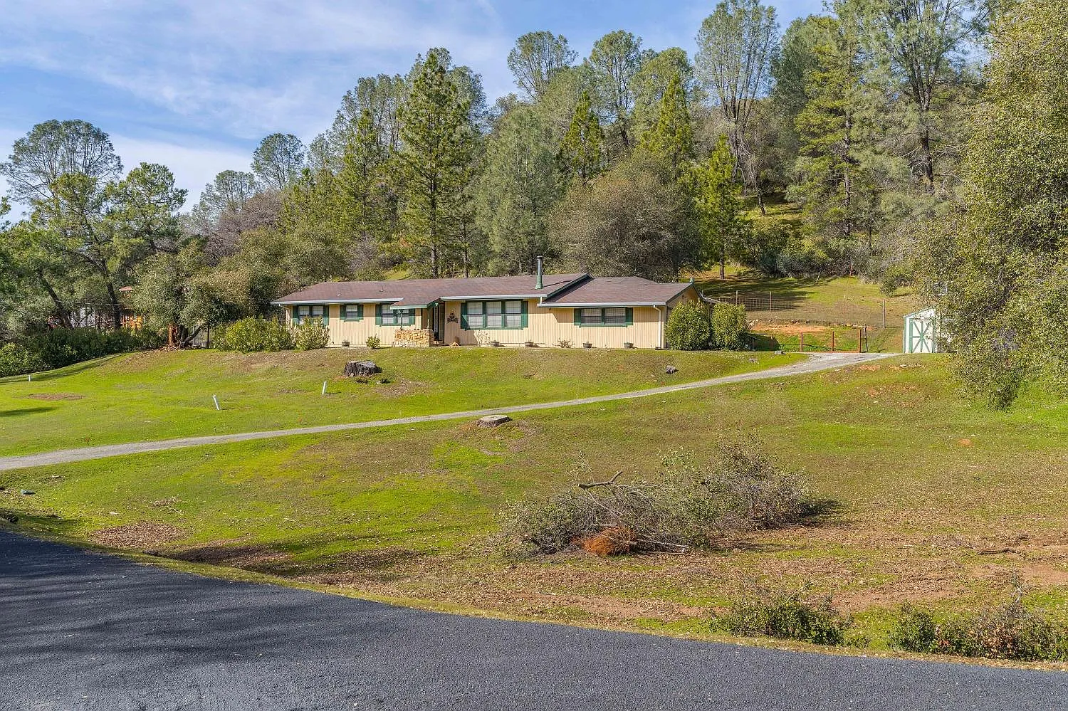 17561 Gen Ct photo 1