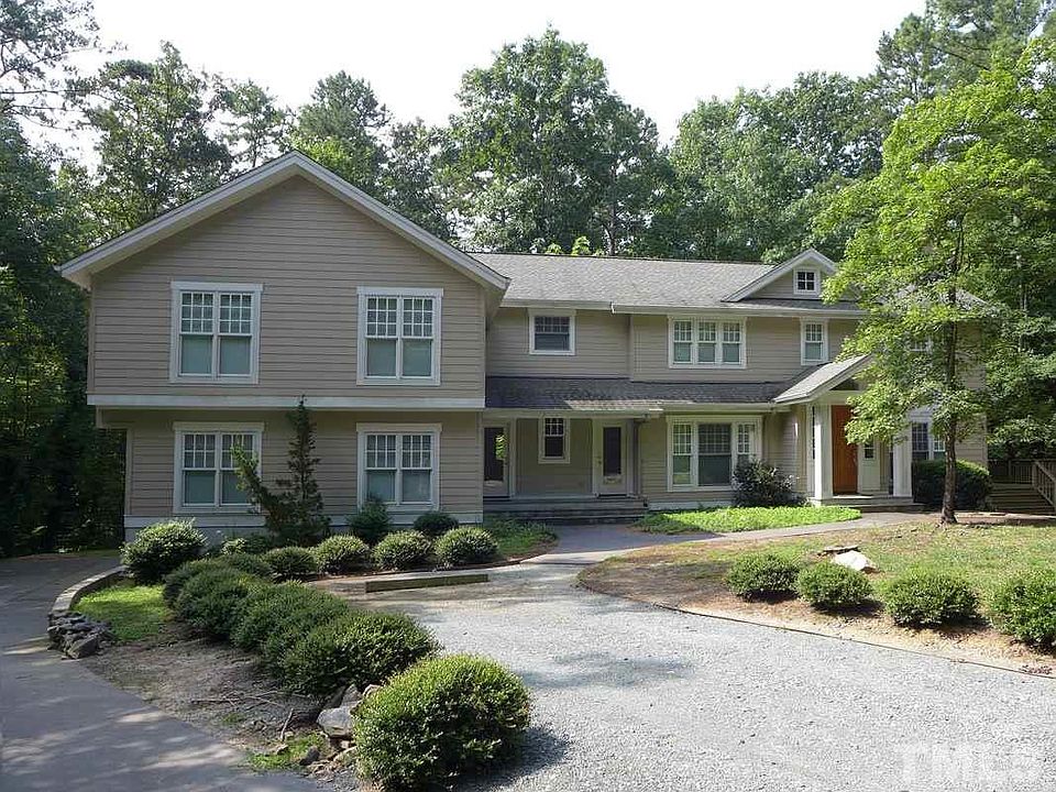 1st image of 120 Maple Dr