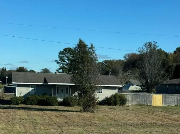 1305 Roberts Dr, Paragould, AR 72450
