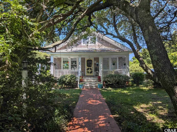 671 & 685 Irvin Garrish Hwy Lot 1, Ocracoke, NC 27960