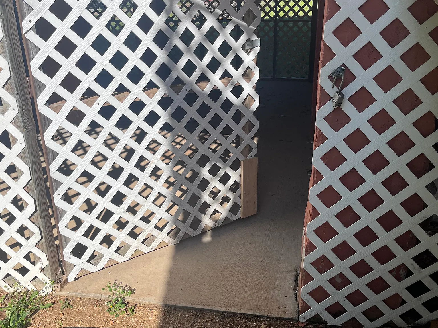 1 bed, 1050 sqft, $900 — Photo 3