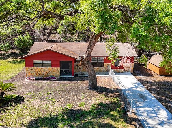 34758 Evergreen Way, Dade City, FL 33523