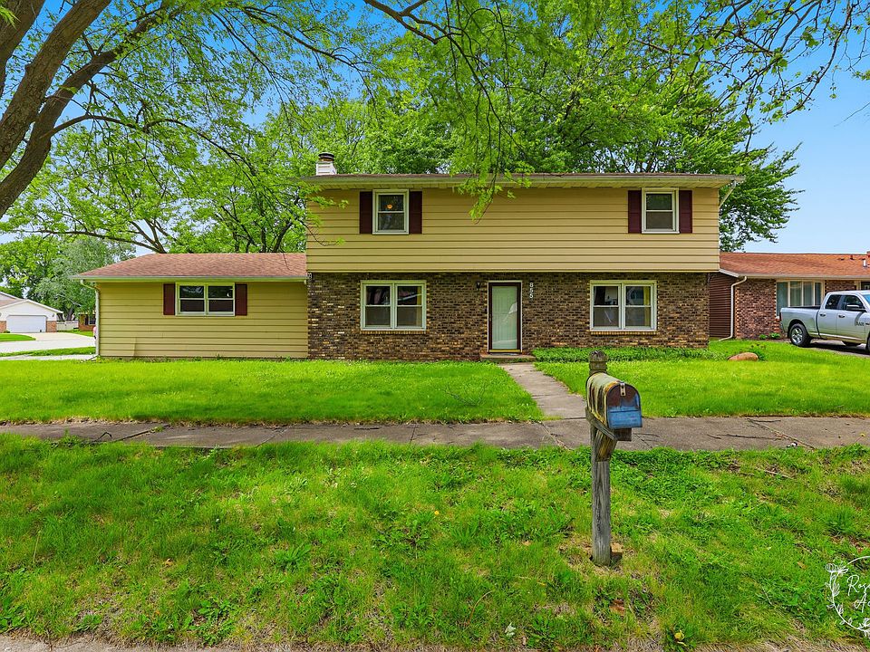 1st image of 855 Stonewall Dr