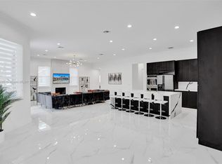 Mecuda Estates, Fort Lauderdale, FL 33330