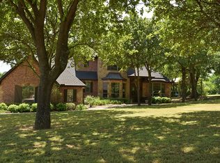 8112 Plum Creek Trl, Burleson, TX 76028