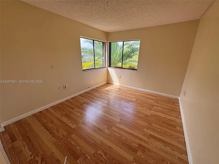 21738 SW 99th Ct — Photo 15