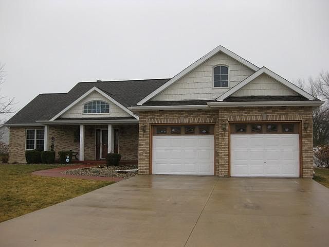1st image of 1005 Lakewood Dr