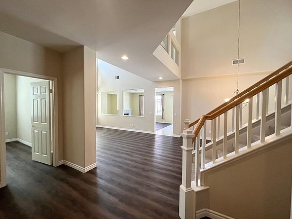 4th image of 11865 Aspen View Dr