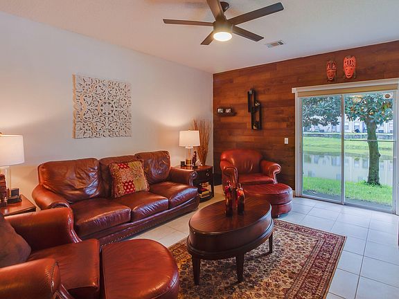 3rd image of 7836 Playpen Ct