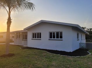 615 Monterey Ave, Cape Coral, FL 33904