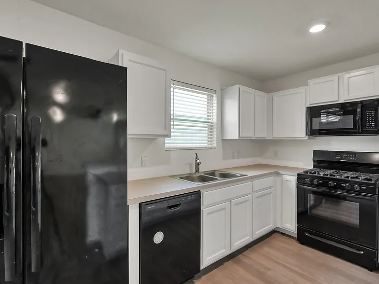 11130 N Lake Mist Ln — Photo 8