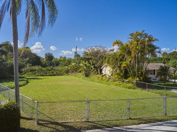 1328 NW Charlie Green Drive, Stuart, FL 34994