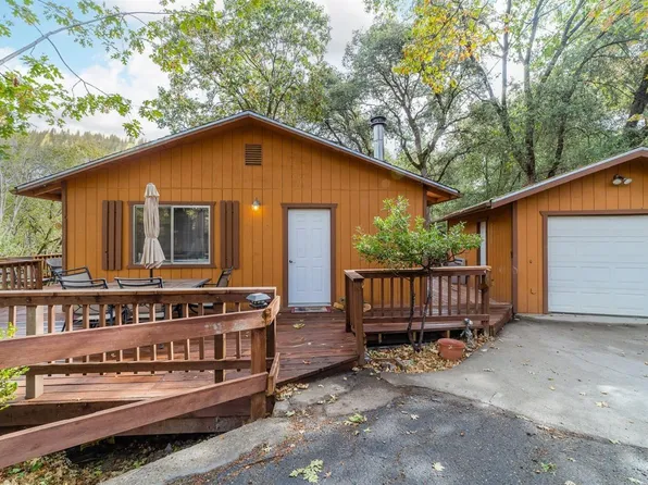 21461 Green Oaks Ct, Sonora, CA 95370