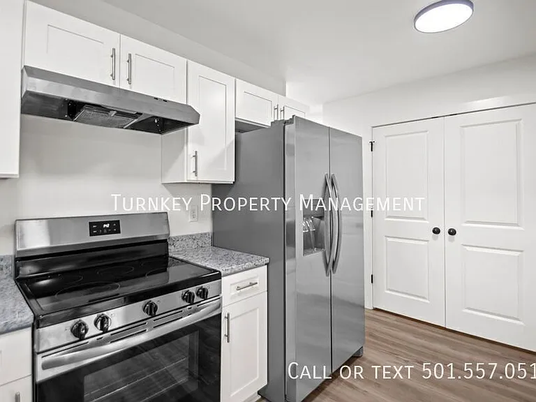 4108 Longcoy St — Photo 3