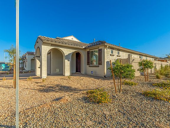 3rd image of 9045 W San Miguel Ave