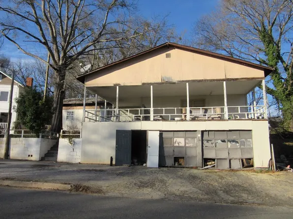 2336 Racing Rd, Greer, SC 29651
