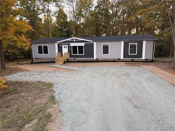 2520 Elvira Trl, Burlington, NC 27217