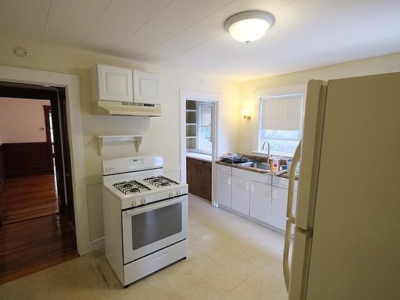 5th image of 108 Quincy Shore Dr #1