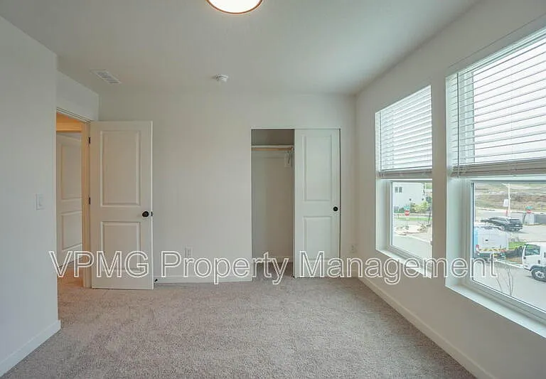 1605 NE 180th Ave — Photo 24