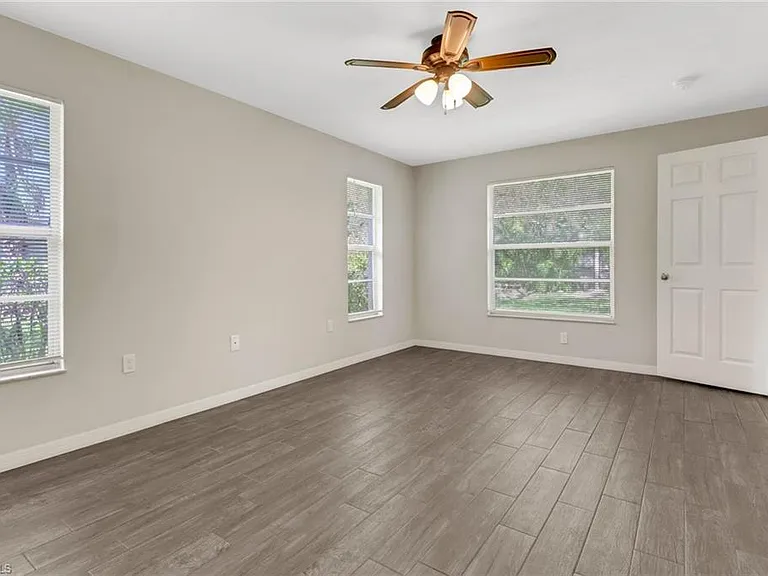 4472 Beechwood Lake Dr — Photo 12