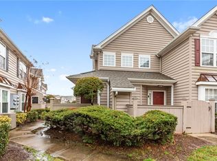 2509 Old Greenbrier Rd, Chesapeake, VA 23325