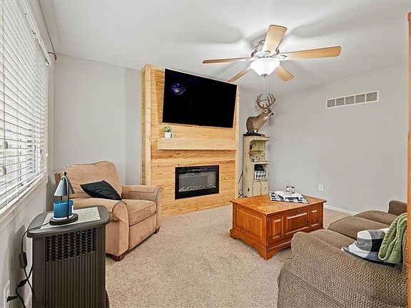 3rd image of 6437 N Mercier St