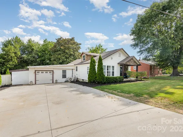 303 Louise St, Lancaster, SC 29720