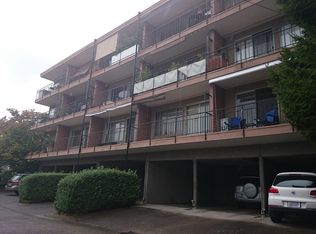 303 N 44th St APT 101, Seattle, WA 98103