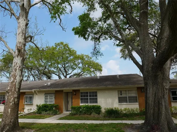 2297 Lark Cir E APT E, Palm Harbor, FL 34684