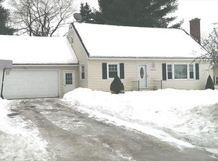 29 Joseph Dr, Pittsfield, MA 01201