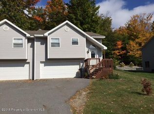 4010-4012 Pond View Dr #L-3, Clarks Summit, PA 18411