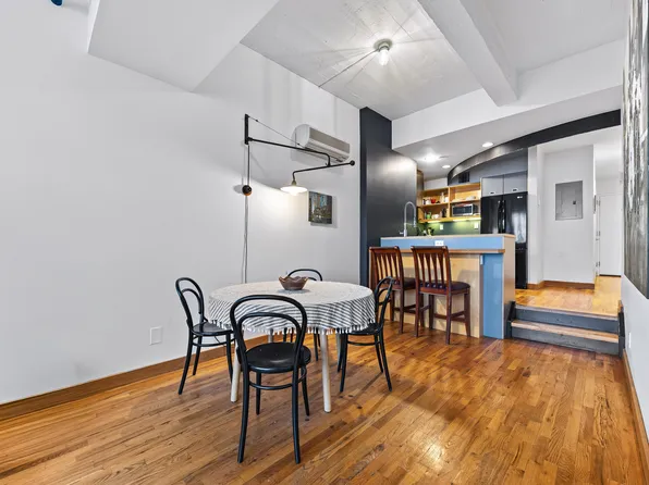 37 Bridge Street image 2 of 37