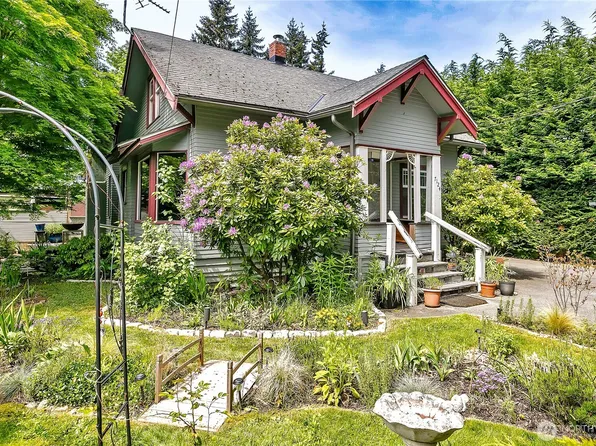 7124 Olympic Dr Drive, Everett, WA 98203