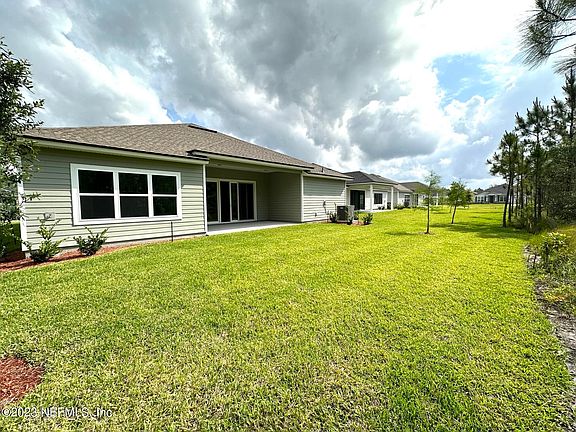 4th image of 61 SUZANNE LAKE Drive #0081