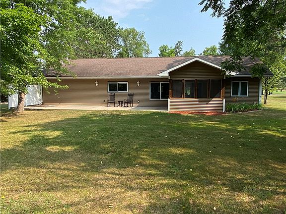 4th image of 16067 Johnson Street