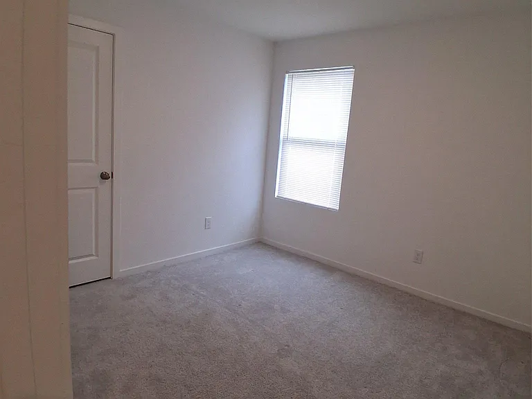 3536 Hilts Trl — Photo 3