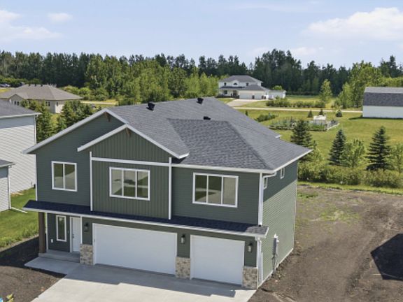3rd image of 10342 Burgundy Dr