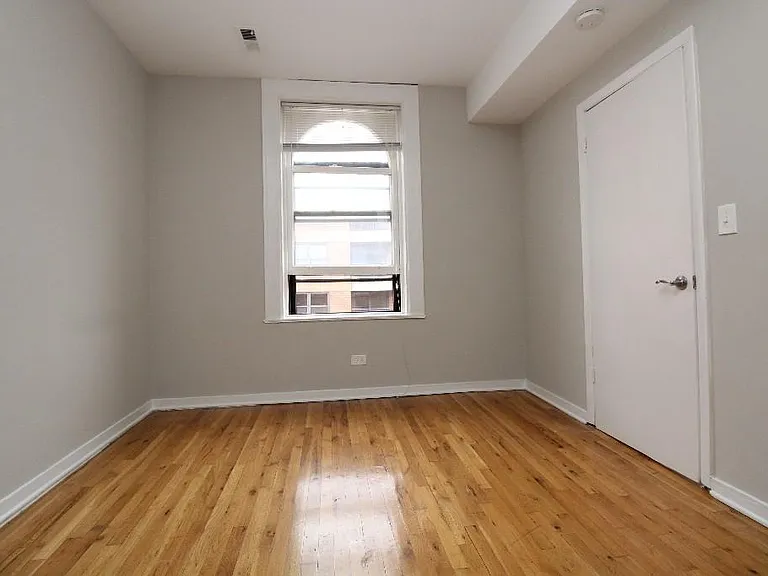 2306 N Clark St #4S — Photo 17