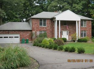 12 E Salem Rd, Fishkill, NY 12524