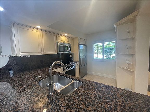 5th image of 1501 Marina Isle Way #105A