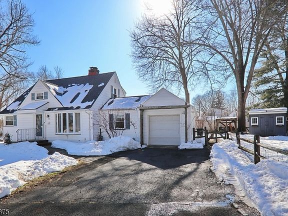 2nd image of 1314 Wood Valley Rd