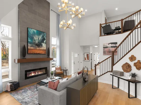 9750 65th St S, Cottage Grove, MN 55016